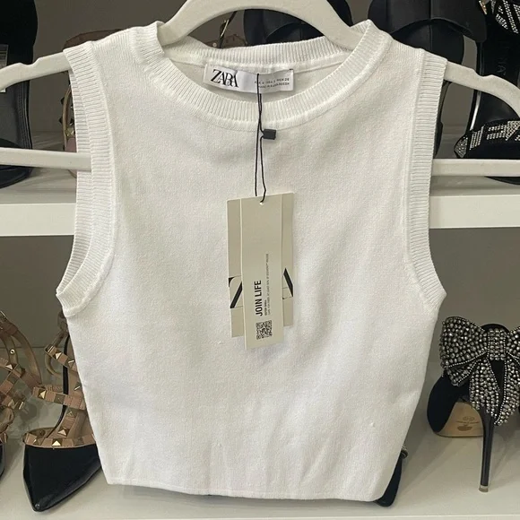 NWT Classic White Knit crop top - Picture 3 of 5